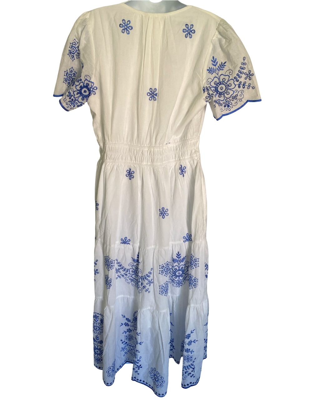 Pretty Garden White Maxi Dress with Blue Floral Embroidery-M NWT - Picture 5 of 5